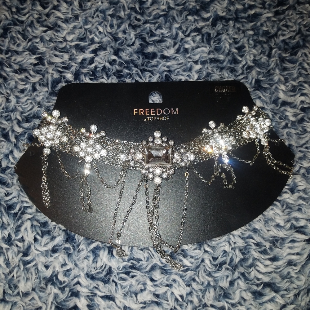 Topshop choker